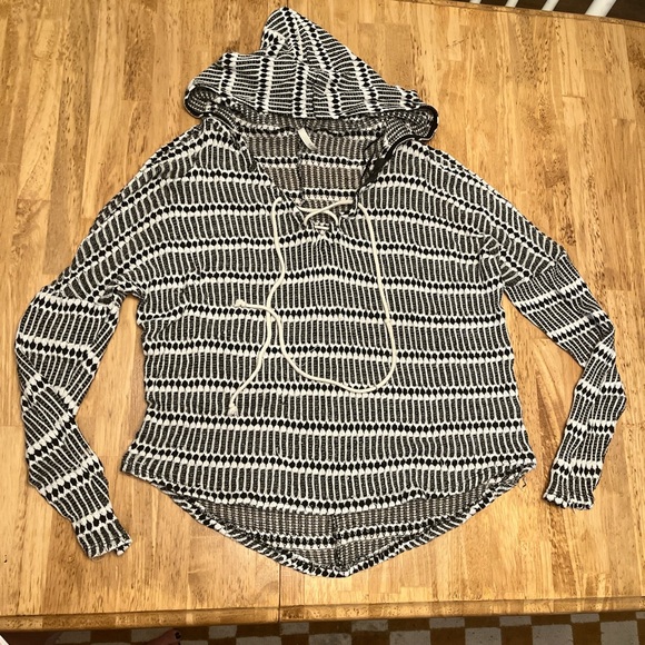 Black and White Hooded Sweater - Picture 1 of 2